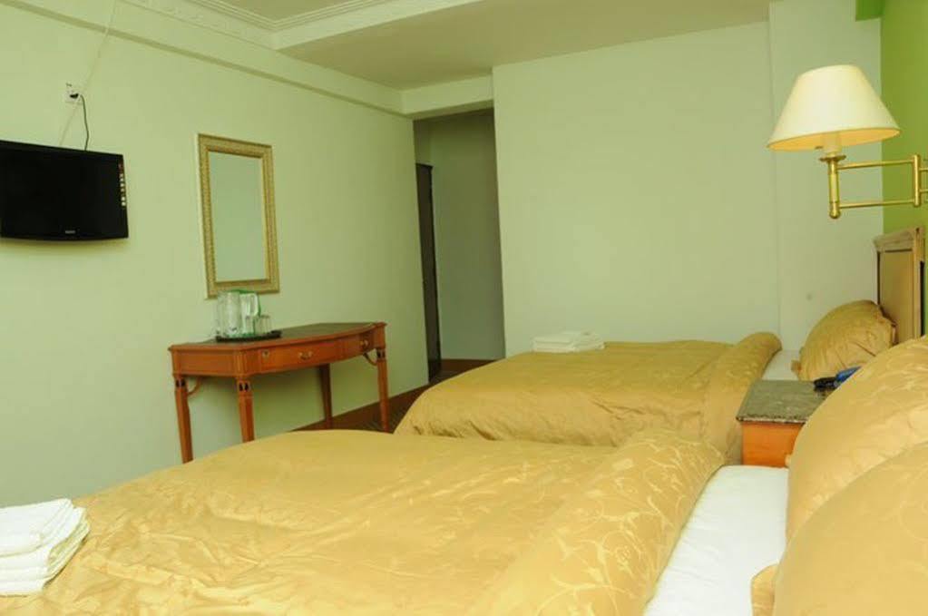 Super Oyo Capital O 90125 Hotel Grand Orchard Kuala Lumpur Exterior foto